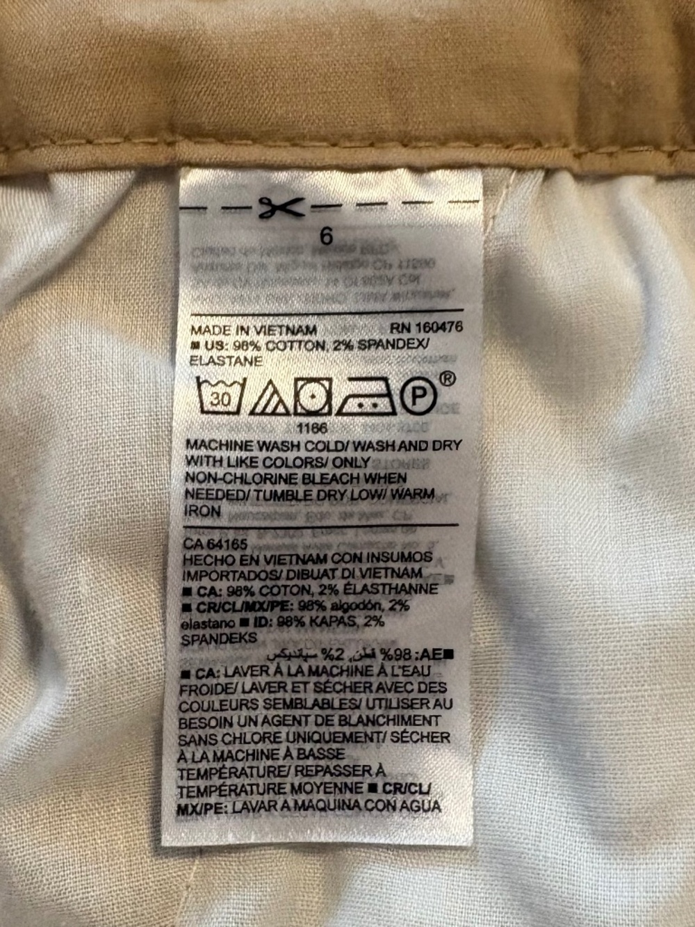 Old Navy Size 6 Beige Mid-Rise Shorts - Picture 4 of 4